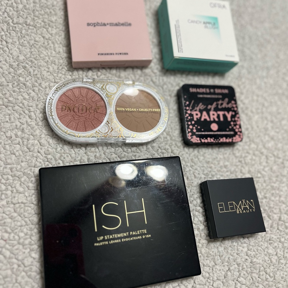 Makeup Lot (Set of 6 Full-Size Pieces) Finishing Powder Blush Lip Gloss More